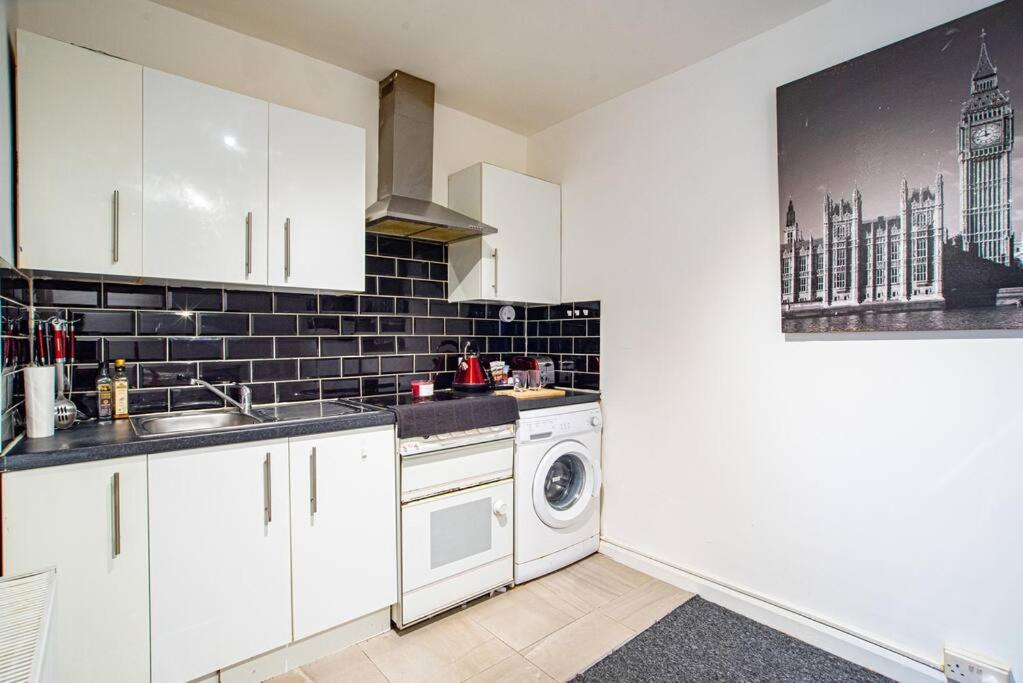 Watford Central Serviced Apartments 外观 照片